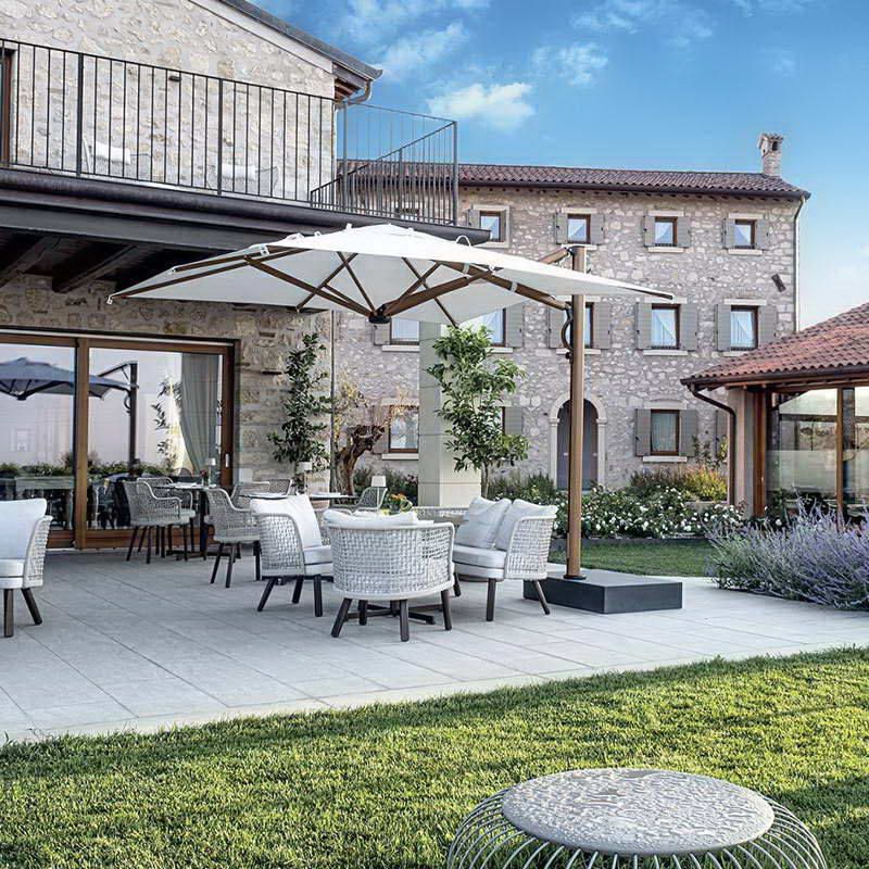 Astro Timber Gas-spring retractable parasol 3M with light LED kit, Aluminium frame with wooden effect, Cloth Color Beige - Image 2