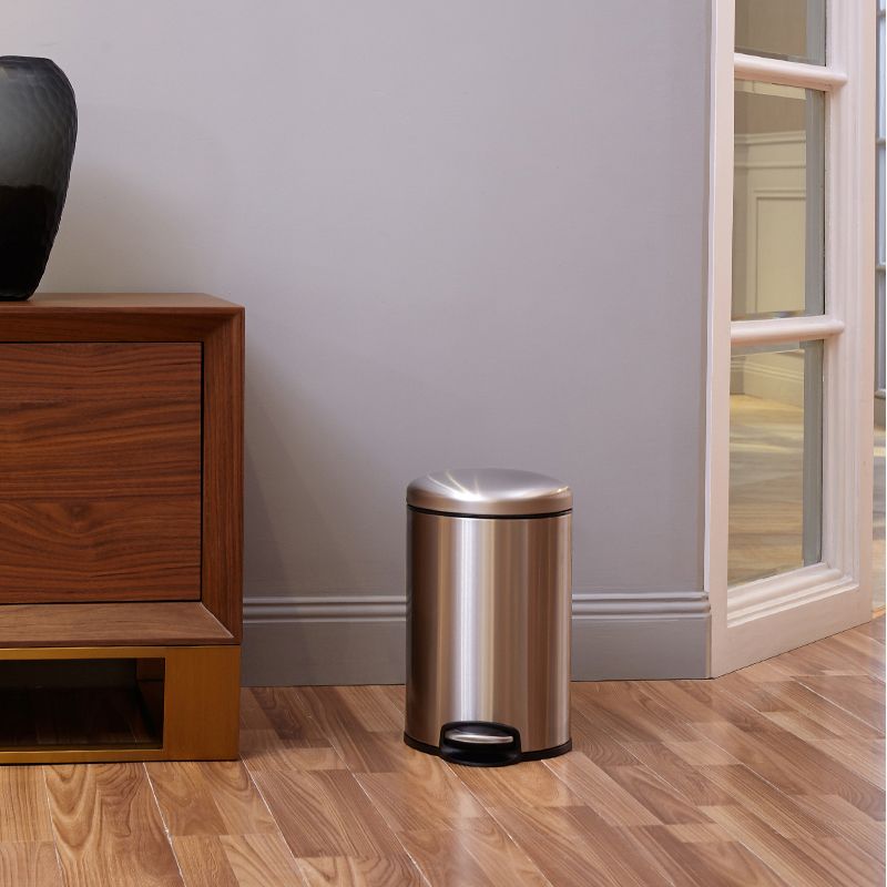 Pedal stainless steel dust bin 5L with Soft close lid, stainless steel - Image 5
