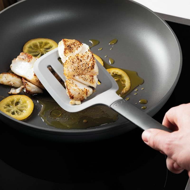 Silicone Slotted Turner Spatula, Grey – Leo - Image 2